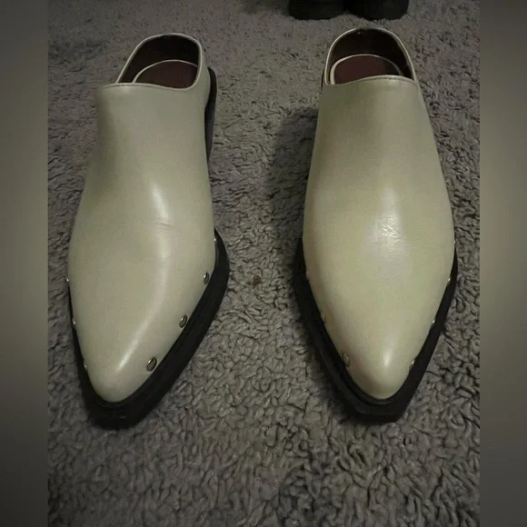 Alohas Off White Pointed Studded Heeled Clogs - Picture 5 of 5